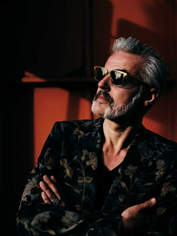 RUBEN BLOCK (TRIGGERFINGER) - SOLO - CONCERT